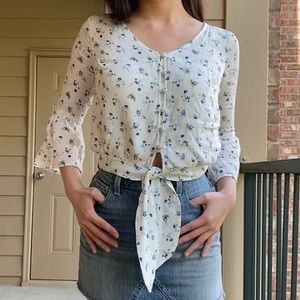 Hollister Tie Front Floral Blouse XS